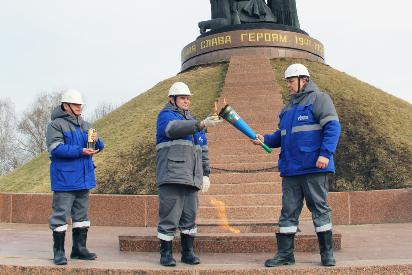 В рамках Всероссийской акции «Храним огонь Победы»  ПАО «Газпром» за месяц зажглись 11 Вечных огней