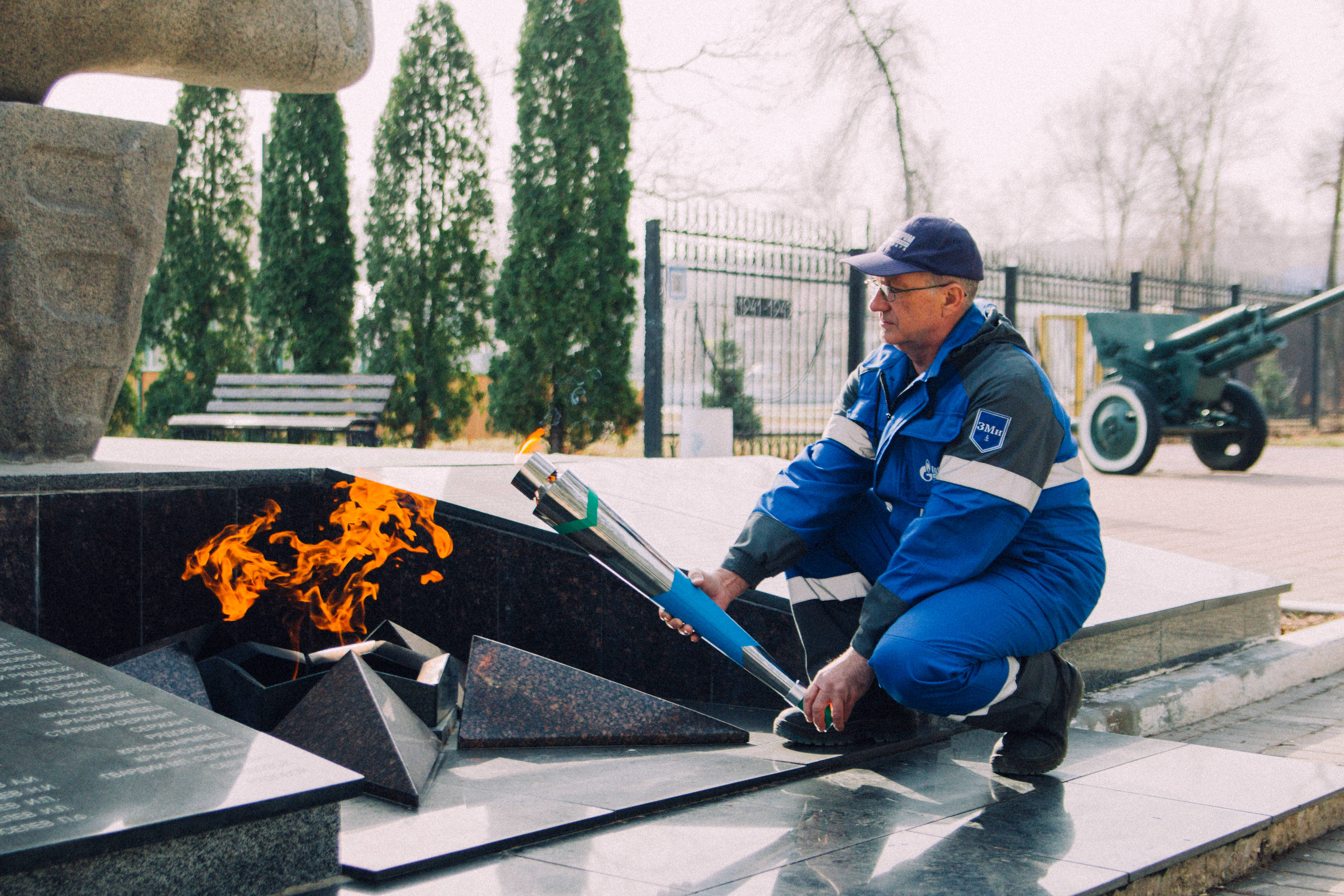 «Газпром газораспределение Самара» провёл техническое обслуживание мемориала Вечного огня в Жигулёвске
